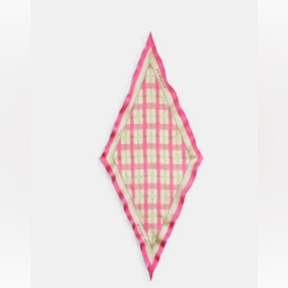 Coach 🆕 Maude Plaid Print pink Silk Diamond Scarf